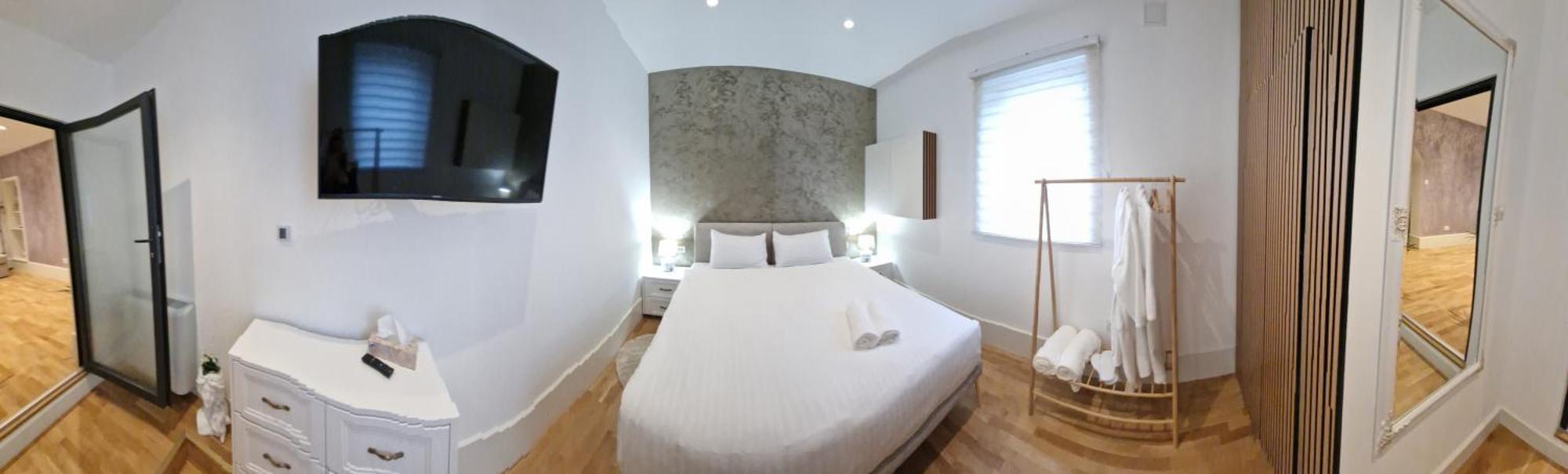 Appartamento Rokebea Luxury Braşov Esterno foto